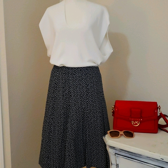 Jones New York Dresses & Skirts - NWT Jones New York Pleated Skirt